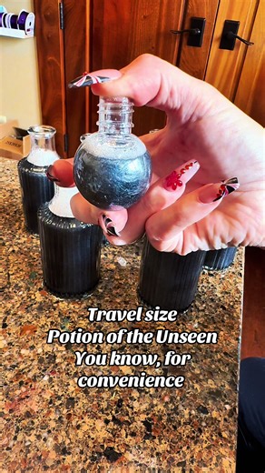 Mini Potion of the Unseen for Convenient Adventures