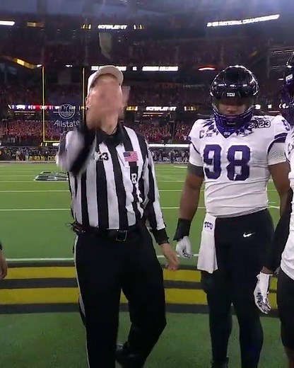UGA wins the coin toss at the 2023 CFB National Championship 🏈
