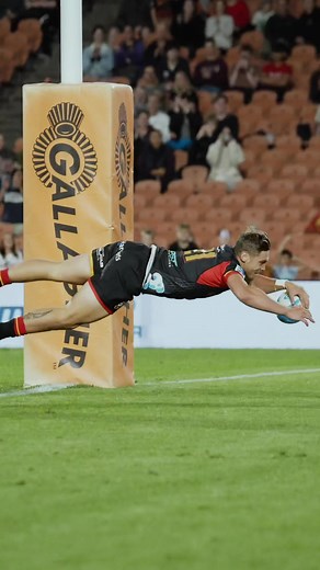 Never Back Down: A Motivational Rugby Anthem