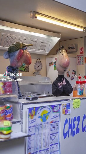 Le saviez-vous ? Les simpsons n'ont que 4 doigts ☝️ #stopmotion #animation #makingof