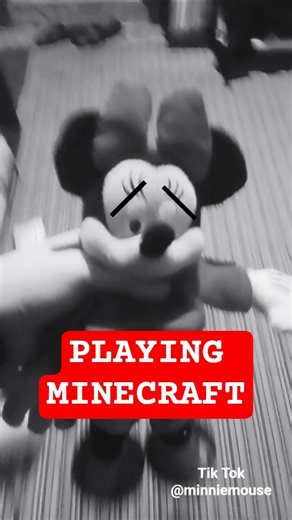 Minnie Mouse Playing With Minecraft! #minecraft