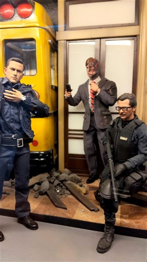 Hot Toys Batman The Dark Knight Gotham Police, Harvey Dent & Joker #darkknight #batman #dc