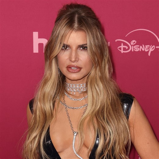 Jessica Simpson is Unrecognizable in Botched Plastic Surgery Prosthetics for All’s Fair Role