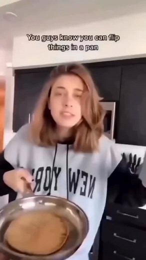 A veces hacemos cosas que no tienen sentido... 🚫 Pero si algo sí lo tiene, es elegir calidad, seguridad y estilo en una sola marca. ✨ WIZARD — Porque todo lo demás puede ser un caos, pero tu equipamiento no. #WizardCompany #RideWithSense #SoloWizard #Motolife | WizarD Company