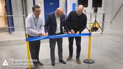 Congratulations to the Shape Process Automation group and Evomatic team on the opening of the new facility in Stilleryd, Karlshamn, Sweden. Shape Process Automation (formerly DRS) from Ronneby, Sweden and Evomatic have announced that they are now united under one roof and one name – one company, one vision, one future. Nino LaDuca, CEO of Shape Technologies Group, delivered the opening speech and performed the ceremonial ribbon-cutting alongside Jonas Persson, President of SPA Sweden, and Håkan 