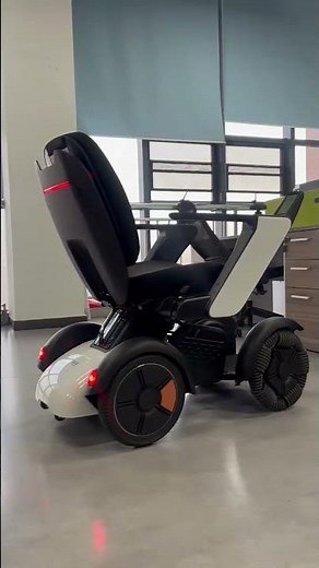 THE003L Premium Smart Electric Wheelchair – GPS, Video Call, 30km Range, 4-Wheel
