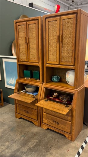 We’re still rocking and rolling after our Holiday Happenings Market with a whole slew of new arrivals in the shop this week! #vintagefurniture #homedecor #atlantavintage #midcenturymodern #atlantaantiques #newarrivals Message us or comment if you see something you like ☎️ (404) 378-4889 📍 3429 Covington Highway, Suite C Decatur, Georgia 30032 | Decatur Estate Vintage Market