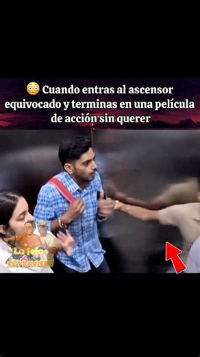 Cuando te subes en el ascensor equivocado está de película 🎥🤪🪖 | La Jefa y el Travieso