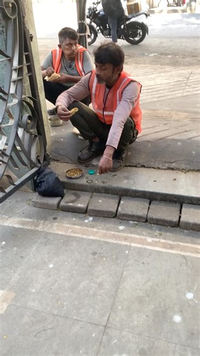 Who is rich and who is poor? Patlu Billa 🐈 knows the answer ❤️ 🥺 ❤️