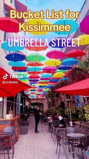 Kissimmee Florida Bucket List: Umbrella Street & Hidden Gems