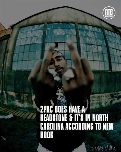 During a reading of his new book ‘Only God Can Judge Me: The Many Lives Of Tupac Shakur,’ at chevalier’s books, author Jeff Pearlman tells the story of how he found out 2Pac had a headstone at Afeni Shakur’s estate. Read the full story by Jay Quan https://rockthebells.com/news/tupac-remains-lumberton 📸: @mikemillerphoto | Rock The Bells