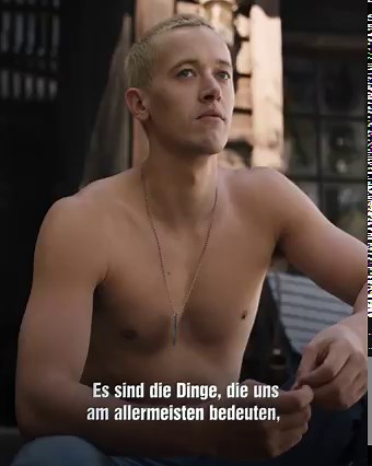Neuer Trailer: Die Tribute von Panem - The Ballad of Songbirds and Snakes ☆ Ab 16. November im Kino! 🎬 Und davor Kino-Marathon ☆ Als Einstimmung auf den neuen Film, zeigen wir euch am Sonntag, den 29. Oktober von 12:00 - 22:00 Uhr alle vier bisherigen Panem Filme mit Jennifer Lawrence. Tickets gibts auf unserer Homepage und in der Cineplex App. Worum gehts im neuen Film? Der Film zeigt die Vorgeschichte zur beliebten 'Die Tribute von Panem Reihe' und handelt vom jungen Coriolanus Snow während d