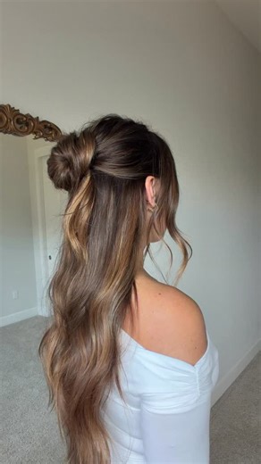 breanna cohoon on Instagram: "half up wedding guest hairstyle, cute for everyday too 🤍 . . . #hairtutorial #hairstyle #hairinspo #bridesmaidhair #bridalhair #weddinghair #napabridalhair #halfuphalfdownhairstyle"
