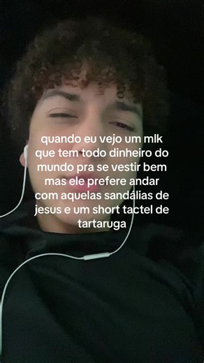 Short tactel tartaruga e sandália de Jesus: estilo e reação