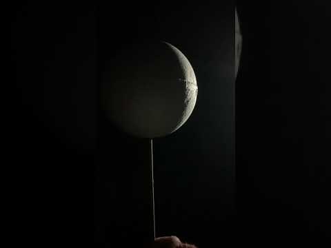 Phases of the moon demonstration