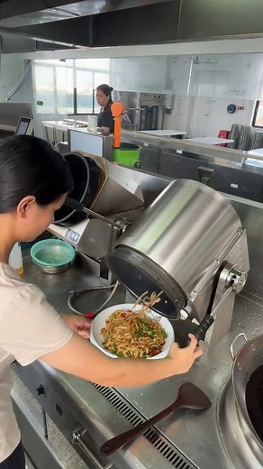 Automatic cooking pot #cooking #foodie #food #foodlover #cookingathome #cookies | Pladium Street Shorts | Facebook