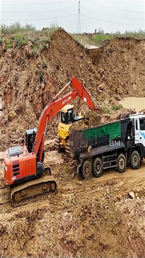 Extreme Excavator Skills! Loading Dump Truck in Deep Mud! 😱 #Reels