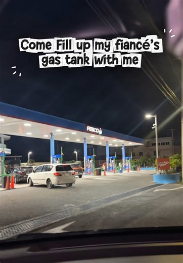 Does this make me fiancé centered? One thing bout me is imma fill up his gas tank! Me? Love my man! #usegiftme #shopgiftme #giftmecentered #mancentered @shopgiftme.com