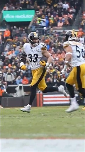 Sawyer picks off Shedeur Sanders 🙌 #PITvsCLE on CBS