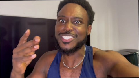 Online fish shipping can go very wrong: This box proved it!