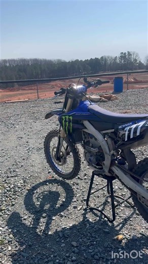 New graphics at the track