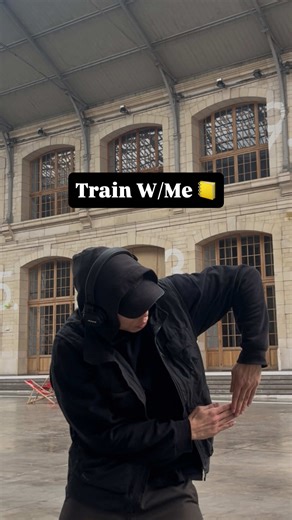 Train W/Me 📒 New tutorial ⚡️ Train with me this advance combo with electro vocabulaire comment if you want the steps ! #tutorial #tutorialdanse #fyyyyy #electro #language