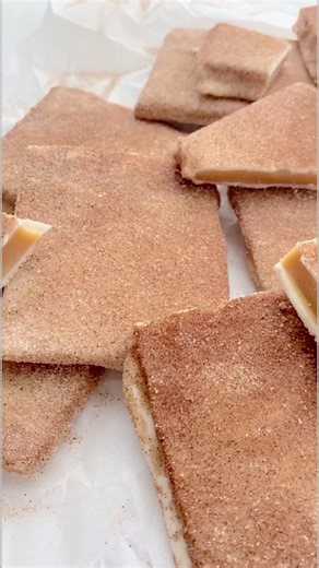 Save this one for Christmas! Recipe here: https://therecipecritic.com/copycat-disneyland-churro-toffee/ #toffee #easyrecipesathome | The Recipe Critic