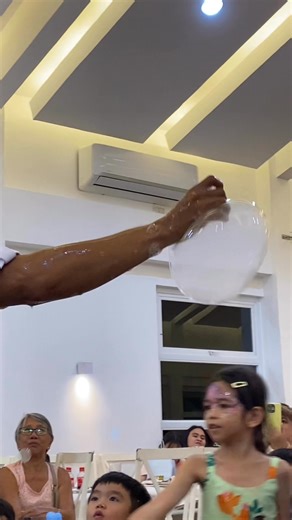 Bubble tricks with vape #bubbles #kidsshow #childhoodmemories | Maestro Pilosopo Vlogs