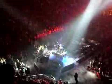 Trans-Siberian Orchestra - Carol of the Bells (Live)