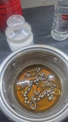 Easy and Cost-effective Jewelry Cleaning Hack with Vinegar and Baking Soda