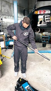 Take on 3-tonne lifting jobs easily using Draper’s expert trolley jack. The extra-wide base combines with a unique twin-piston design for a 100 - 580mm lifting range. Continuous lubrication ensures smooth lifting arm movement, while magnetic filtration extends the tool's lifespan. The integrated overload protection, durable rubber saddle and robust seals follow Draper’s commitment to quality engineering and longevity, all covered by a comprehensive 3-year warranty. When you need a powerful, low-