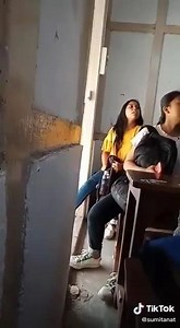 16M views · 31K reactions | #ViralVideo Tag करा तुमच्या Class Bunker गँगला ! | Lokmat | Facebook