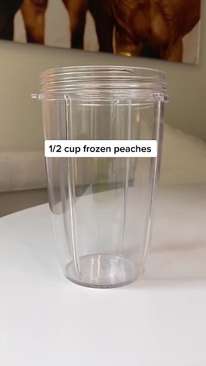 Fruity Chlorella Smoothie #goop #simplerecipe #healthyliving