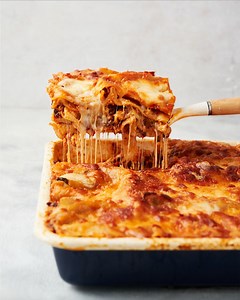 The BEST lasagne we know how to make, courtesy of a few little ingredient tweaks. | Marion's Kitchen
