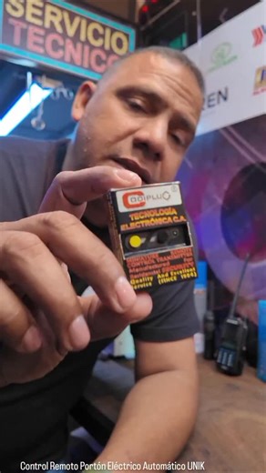 Control Remoto Portón Eléctrico Codiplug. Control Unik. Seguridad Control Novus Control Contexto Copia de Controles Electrónica Seguriproca todo en Sistemas de seguridad. Control de Acceso, Portones Eléctricos automáticos, Cercos eléctricos, Alarmas , CCTV, Camaras Vídeo Vigilancia, Controles Y Motores de Portónes Codiplug, Sovica, Mkjoules, MKj, Keromuchi, Garen, BFT, V2 FIORIMATIC #seguridadelectronica #cctv #portones #camarasdeseguridad #cerrajero | Seguriproca Valencia