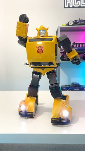 RCDriftTok on Instagram: "Worlds most advanced RC!? Unboxing the Robosen Flagship Bumblebee Robot #technology #gadget #transformers #rc #rccar"