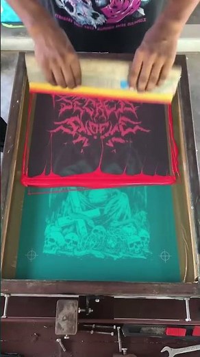 Screen Printing Halftones. #screenprint #screenprinting #shorts