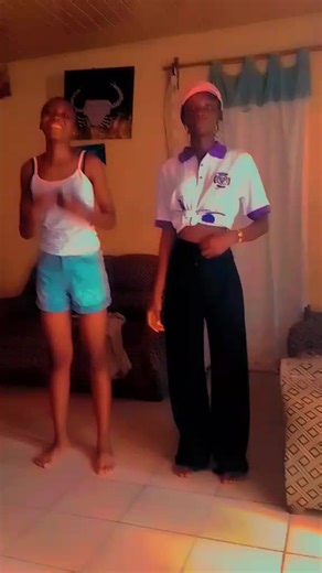 miss elvira (@elviralesline)’s videos with Blanche Bailly ft Lady Ponce Lève Toi - BlancheBailly