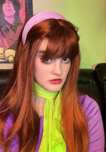 #cosplay #cosplaygirl #daphnecosplay #scoobydoocosplay #daphneblake
