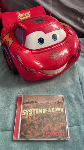 chop suey #mcqueen #cdplayer #fyp #physicalmedia #soad