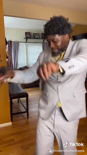Reverend Leon Lonnie Love: Be Alright Martin Show