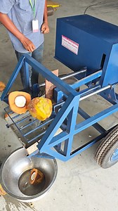 471K views · 4.6K reactions | Coconut Cutter #reels #coconut #farming #coconutoil #coconutwater #தேங்காய் | நவீன உழவன் - Naveena Uzhavan | Facebook