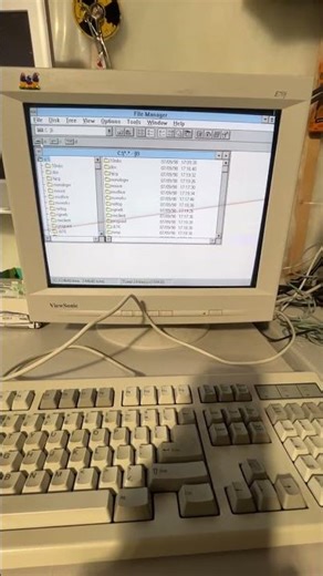Seanix Technology. AMD 486 DX2 Computer w/ SB16 CT2230, IBM HDD, Serial Mouse and KB