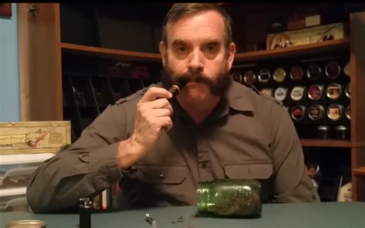 络爹进阶视频：How To Smoke Your Pipe, a step by step tutorial Vol.1《一步步教你抽烟斗》上半部