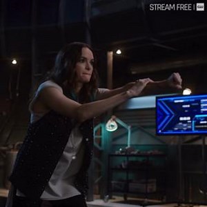 87K views · 2.3K reactions | Cryokinesis? Telekinesis? Pyrokinesis? What're her powers? Stream the final season of #TheFlash free on The CW: go.cwtv.com/streamFLAfb | The Flash | Facebook