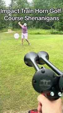 Air horn prank 🤣🤣#scare #scared #scarecam #scareprank #funny #prank #fun #trending #virral