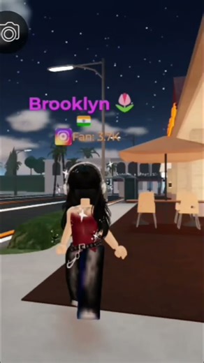 my oulfit in boxywood v.s in NewSmith #roblox