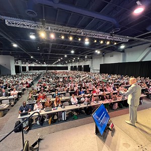 📍 Las Vegas Wedding Pro Conference Join thousands of wedding industry professionals in Las Vegas for #WeddingMBA. Your ticket gets you unlimited access to: ✔️ Powerful sessions with actionable insights ✔️ WedCon trade show exhibits ✔️ The latest in business, tech, trends ✔️ Specialty seminars ✔️ On-site events You don’t want to miss this unforgettable learning experience.#WeddingMBA! ⭐️⭐️⭐️⭐️⭐️ "I learned SO much & had a ton of fun. I can't wait to get back and put it all into action." Get your