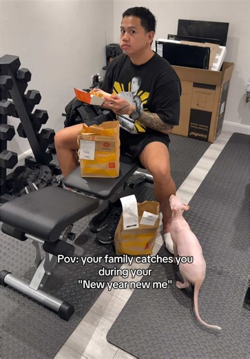 It was for my cat 😂😭 #saltpapi #fyp #relatablememes #foodies #happynewyear