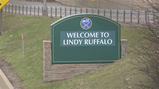 Sign captures attention of Sabres fans